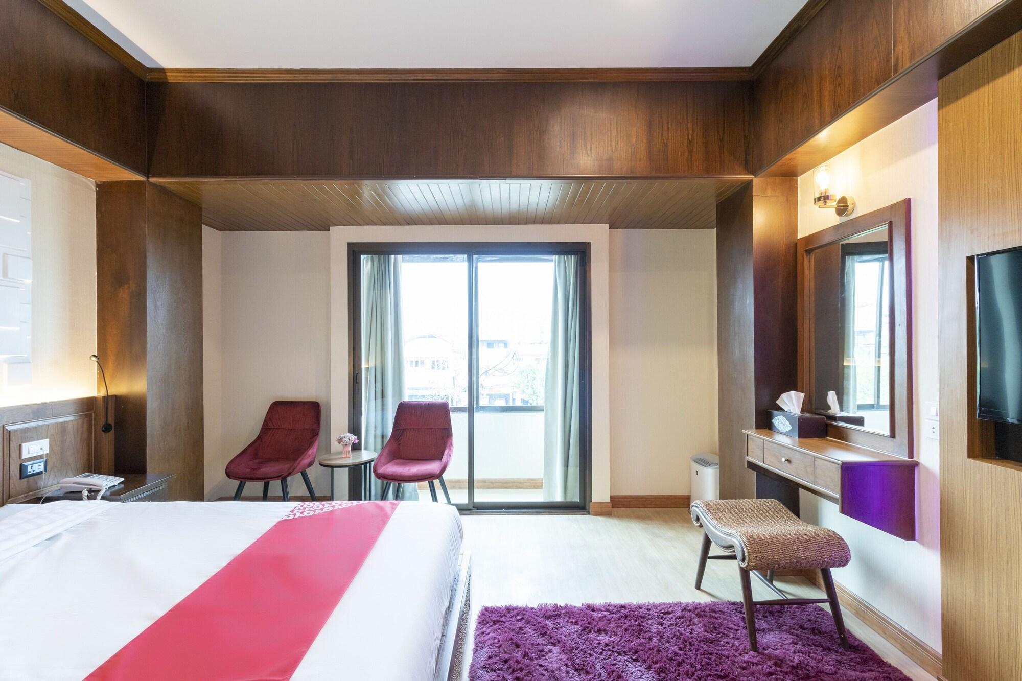 Oyo 635 Sira Boutique Hotel Chiang Mai Exterior photo